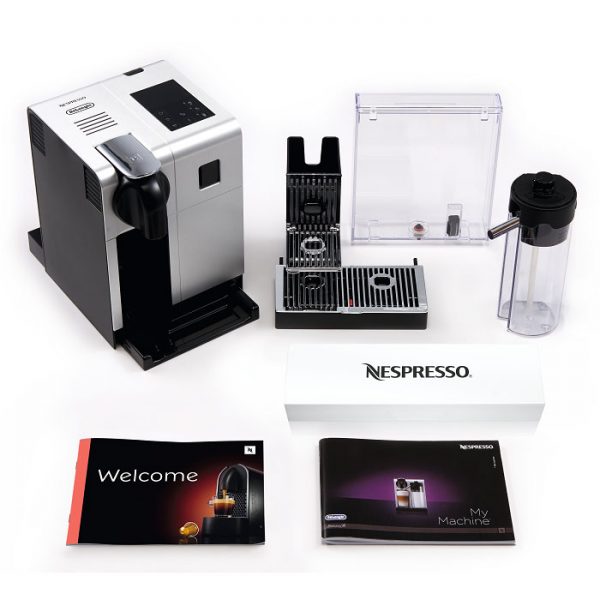 visuel DeLonghi EN750.MB Lattissima Pro Nespresso avec accessoires